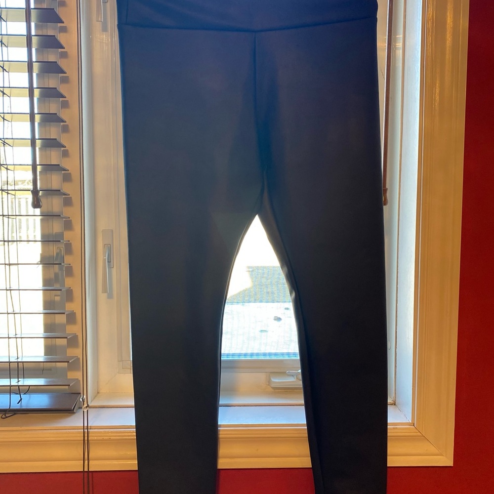 Faux leather leggings